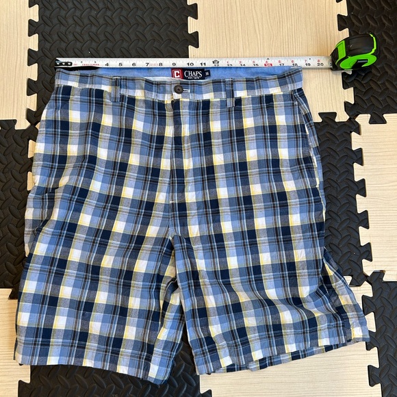 Used men’s size 36 Chaps flat front shorts #Chaps - Picture 4 of 8